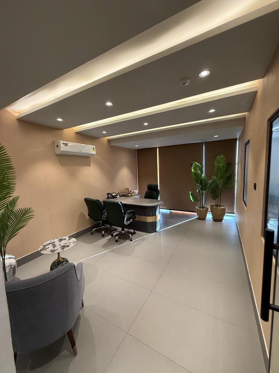 Gallery 5-2